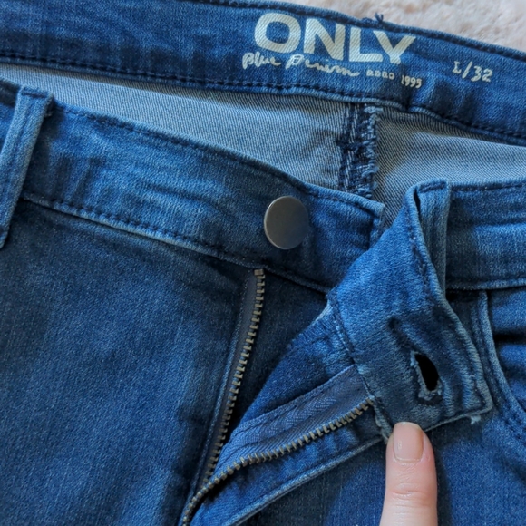 Skinny Jeans - Picture 6 of 9